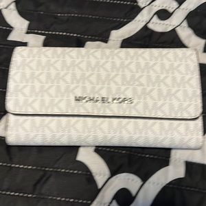 Michael Kors wallet